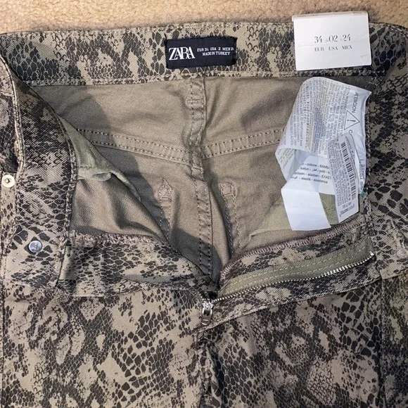 ZARA | Snake Print High Rise Skinny Jean - Picture 7 of 12